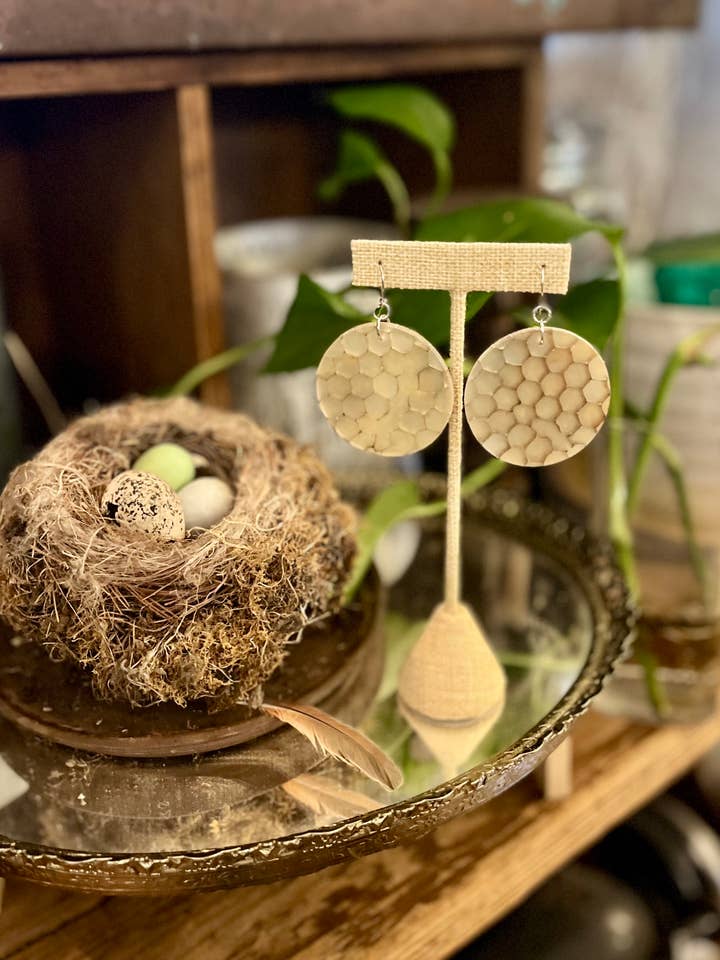 Ex Grand Bois, Résine, Cercle de Ruche pour la vente par Alchemy Jewelry