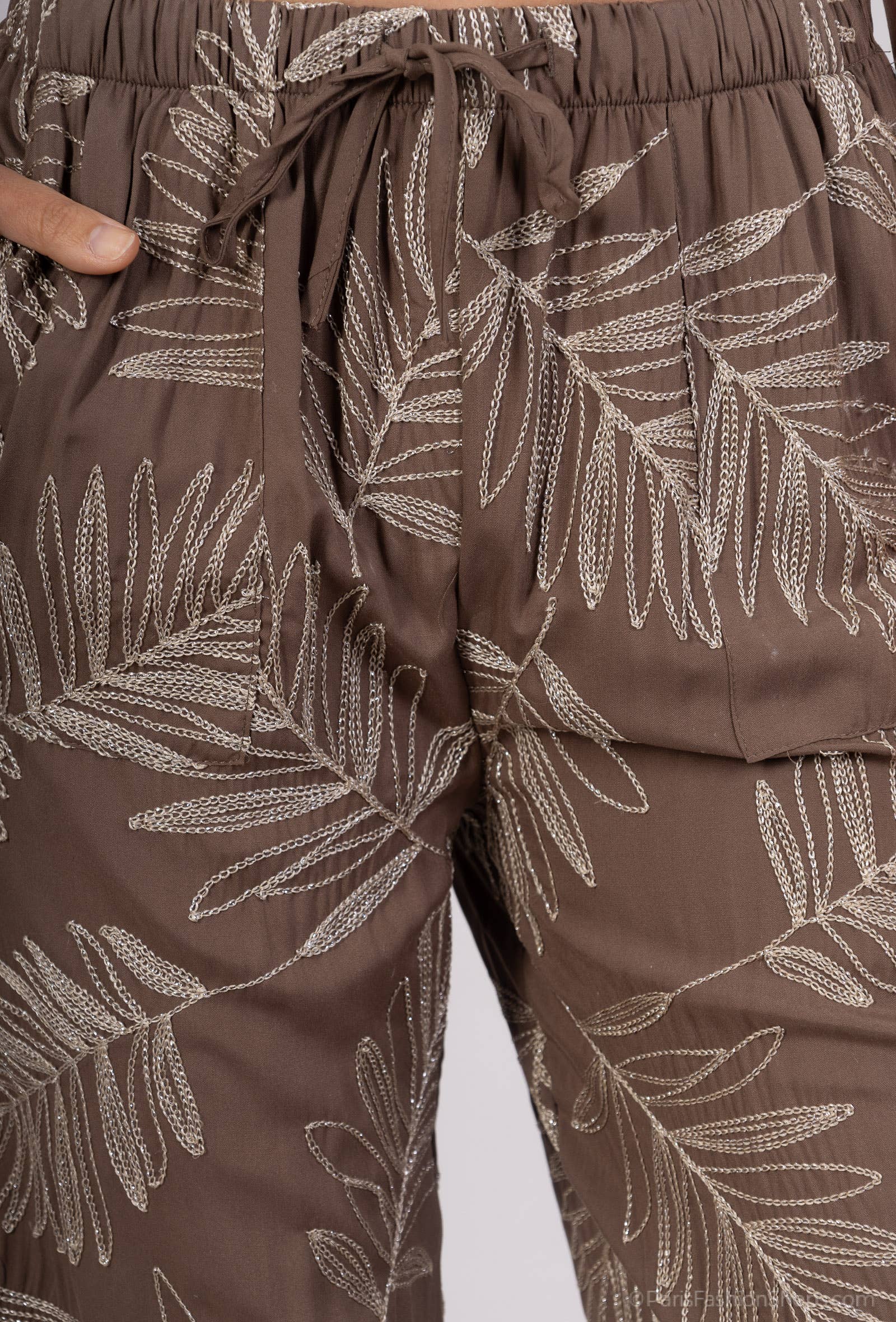 KY CREATION PARIS - Wholesale Pants - Women's - Fluid pants with a golden palm pattern6