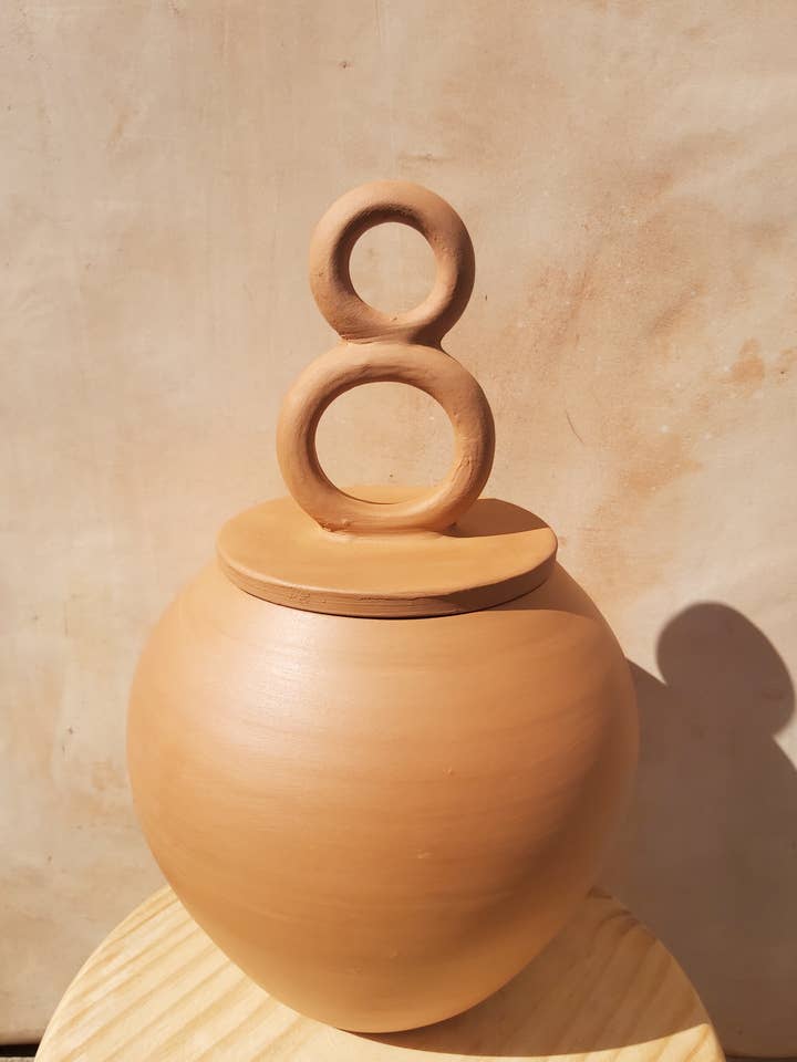 Pot en terre cuite pour la vente par Cerámica Roca Caus