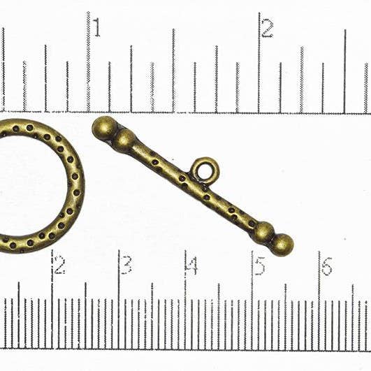 21 mm Ring, 36 mm Stab perforierter Knebelverschluss - Aus Zinn gefertigt - Mehrere Ausführungen - Als Set verkauft - CBS1850 für den Großhandel von Continental Beads