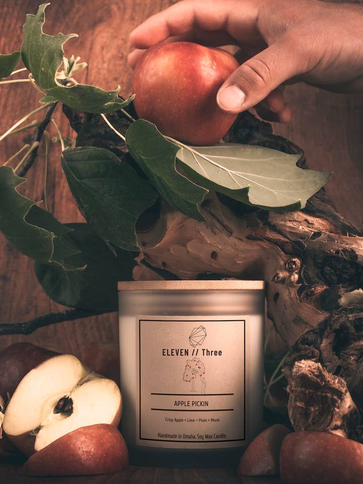 APPLE PICKIN for wholesale by ELEVEN//Three