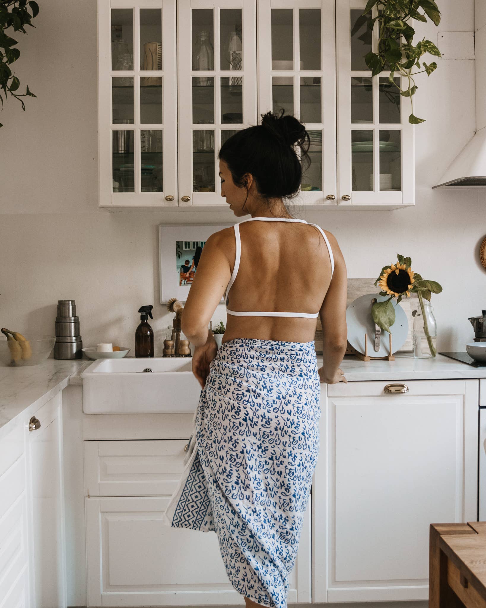 Passion Lilie - Wholesale Swim Cover Up - Women's - Abstract Blue Sarong2