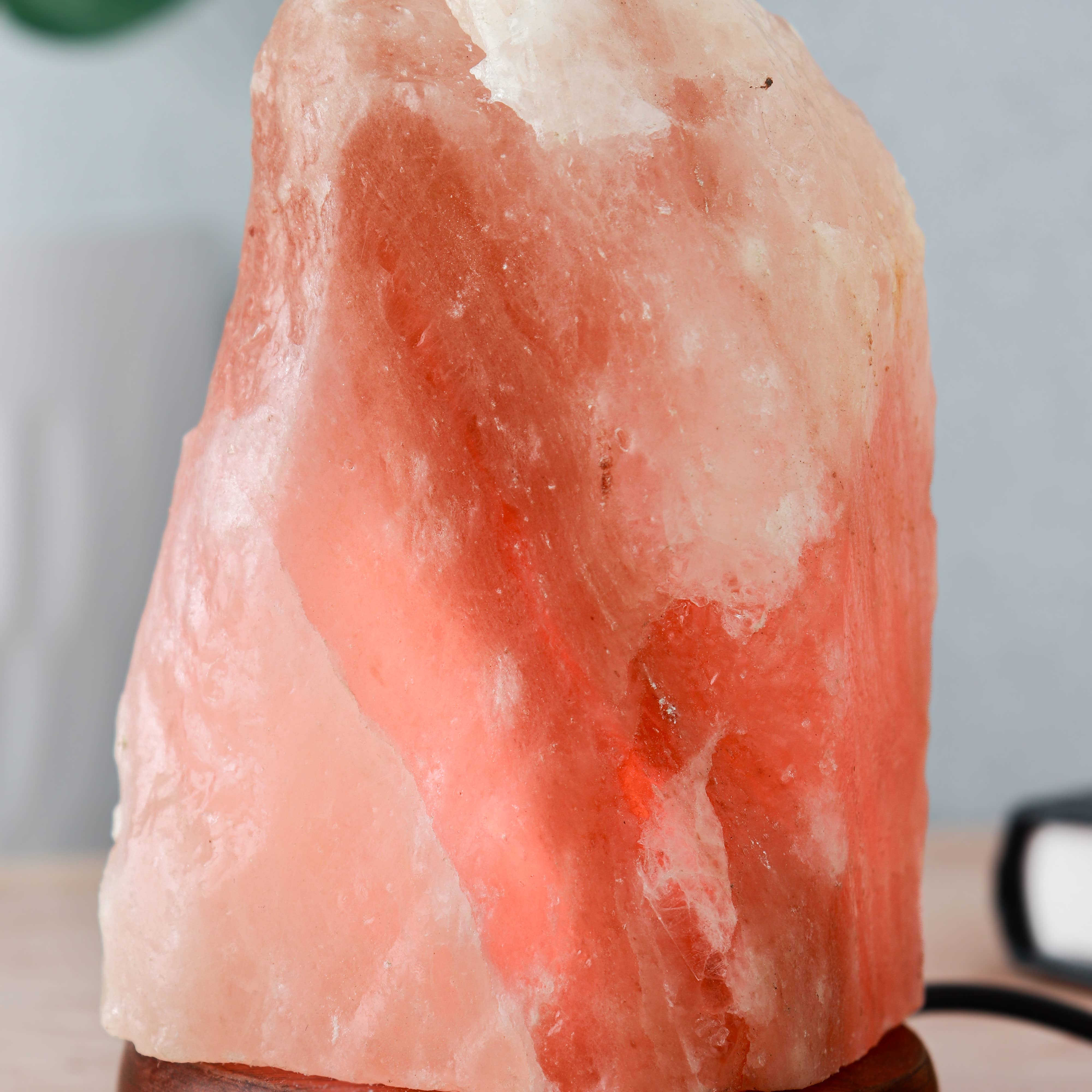 Natures Artifacts Inc - Venta al por mayor Lámparas decorativas/de escritorio - Lámpara de cristal de sal del Himalaya natural con USB4