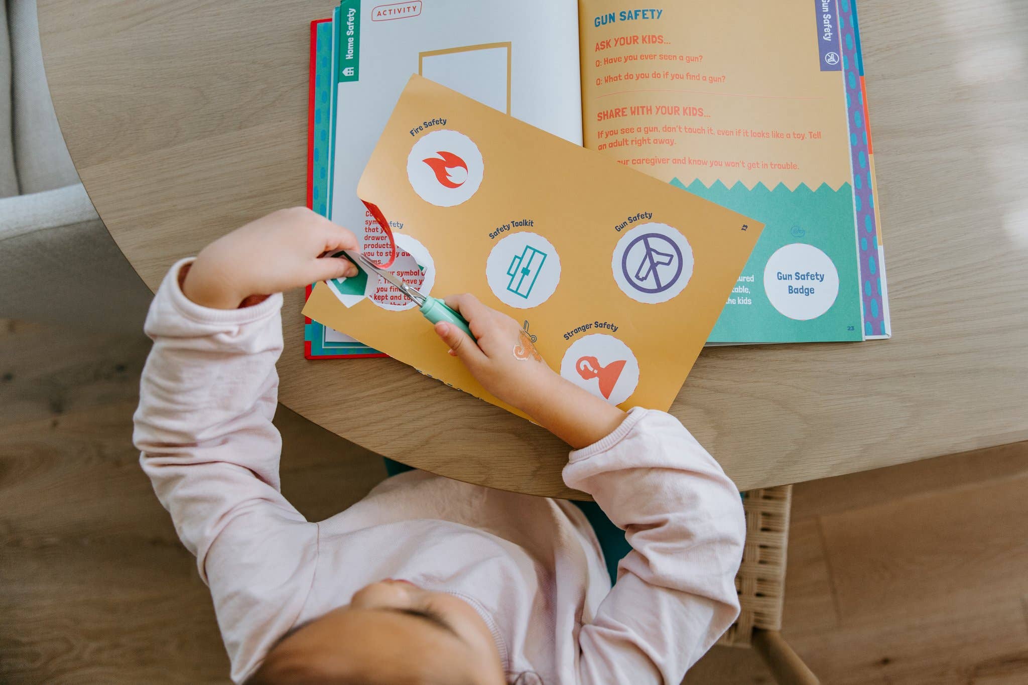 Bright Littles - Wholesale Early Reader Book (6-8) - Safety Conversation Journal6