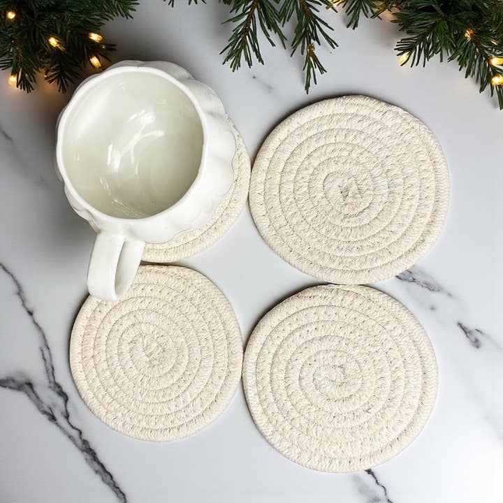 Gia Roma - Wholesale Christmas decoration - Holiday Fabric Coasters, Red White Christmas Coaster Set74