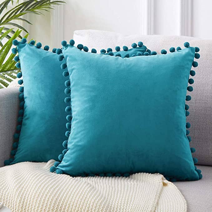 Moderny - Wholesale Throw Pillow Cover - Velvet Pom Pom Cushion Covers5