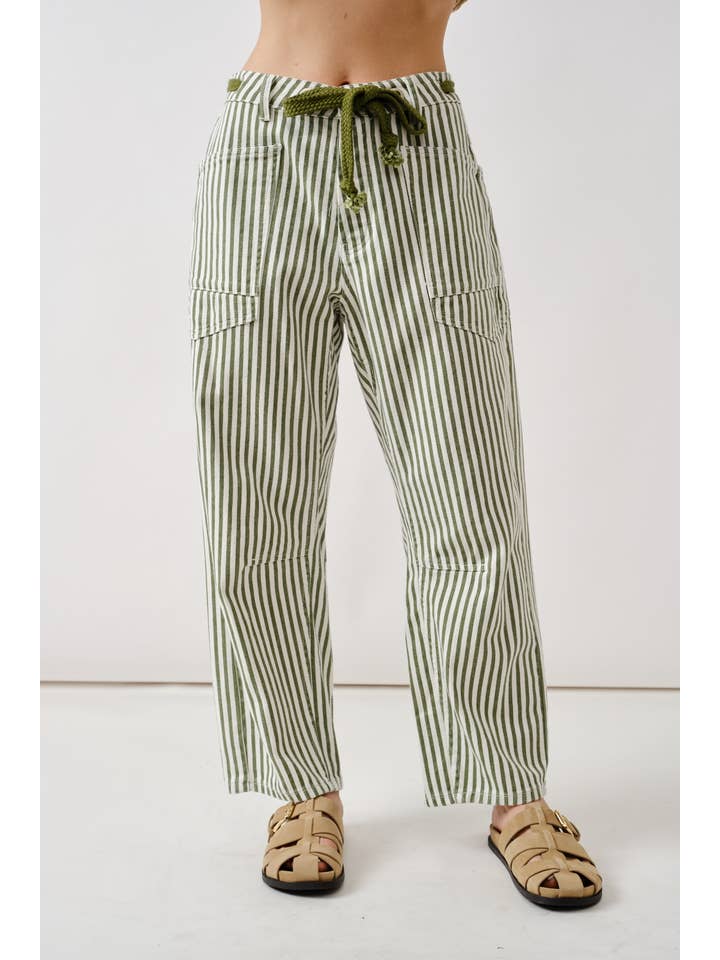Aaron & Amber - Wholesale Jeans - Women's - MAP3083 BARREL DENIM PANTS WITH EYELET WAIST