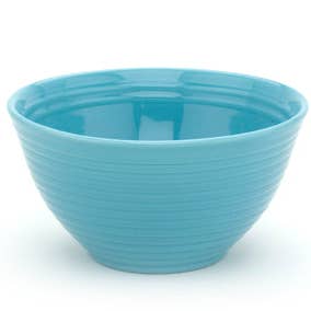 Classic Style Mixing Bowl #9 for wholesale by Bauer Pottery