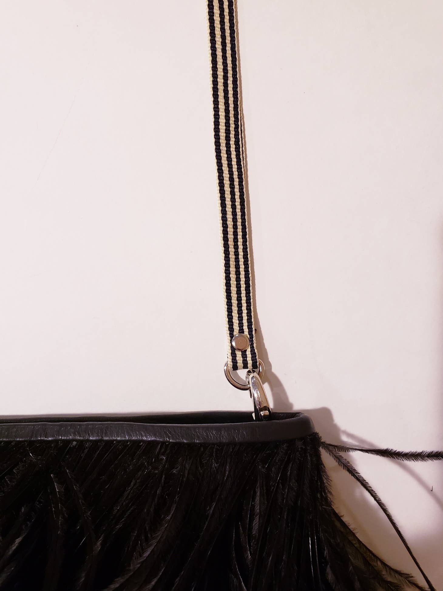 KOLUNTU - Wholesale Crossbody Bag - Women's - Fancy Feather Handbag10