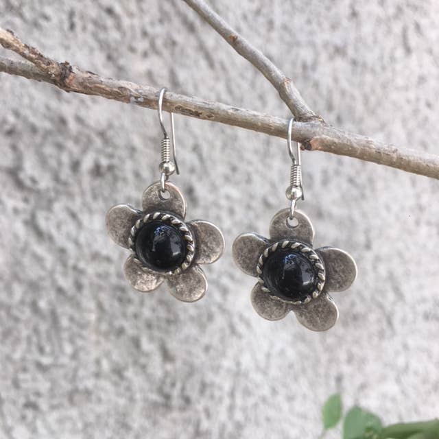 Volare - Vente Boucles d'oreilles pendantes - 55235 Boucles d'oreilles Fleur avec cabochon en verre mat3