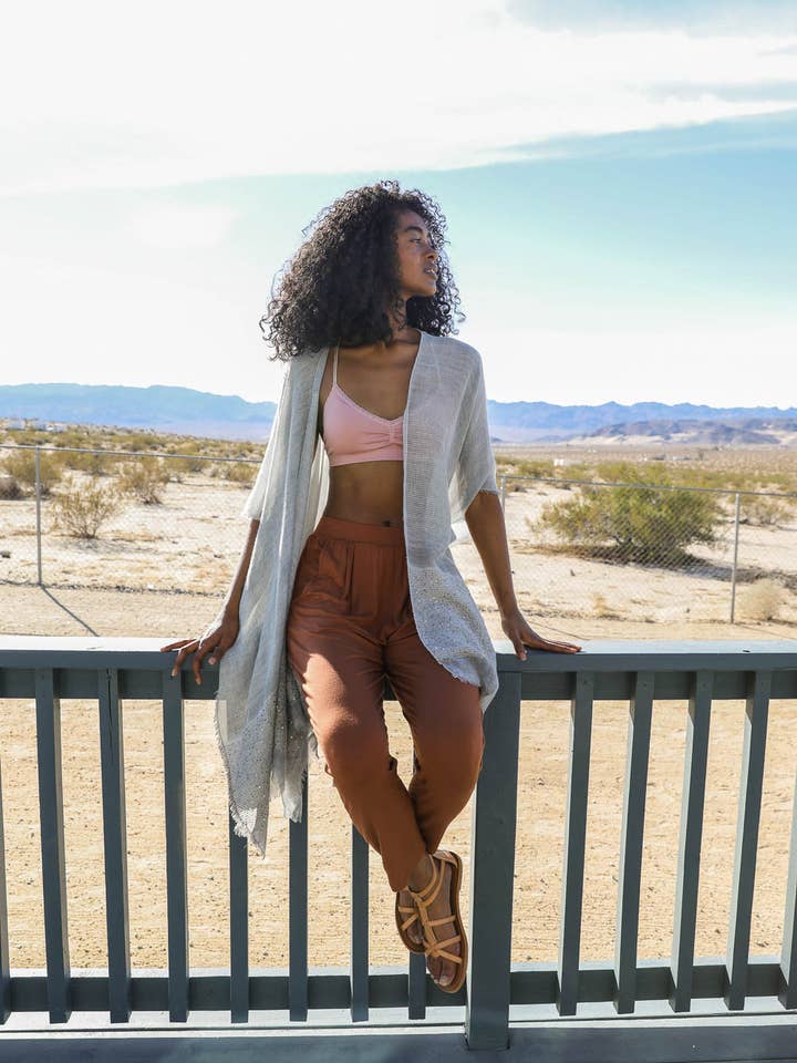 Leto Accessories - Wholesale Kimono - Women's - Stylish Sequin Detailed Kimono – Frayed Edges & Boho Vibes1