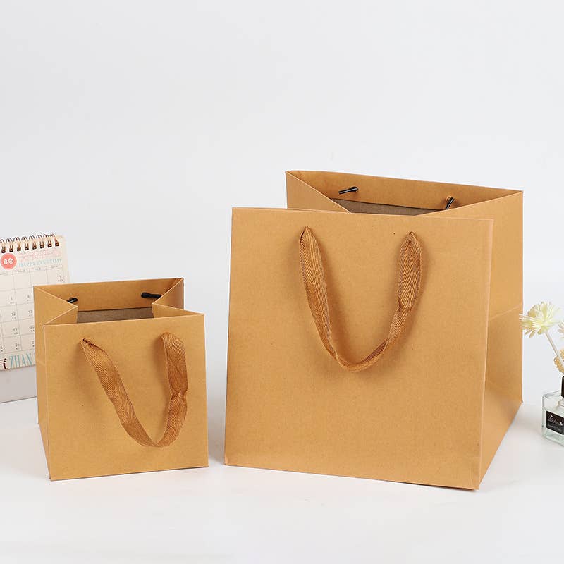 ByHome - Vendita all'ingrosso Buste regalo - Borsa regalo quadrata in carta marrone Kraft con manico in cotone e carta velina8