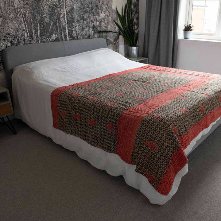 Siesta – wholesale Bed runner – Kantha Bedspread6