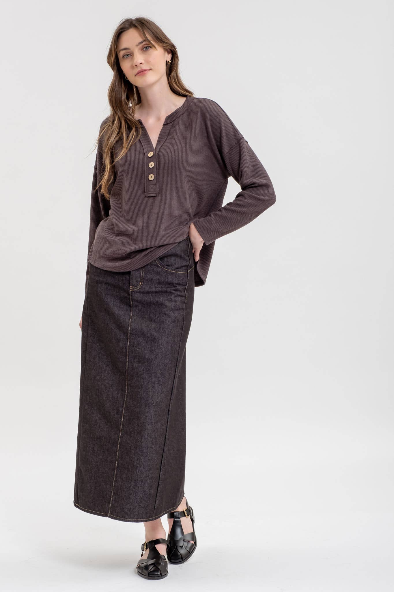 Blu Pepper - Wholesale Knit Top - Women's - HALF BUTTON V NECK LONG SLEEVE KNIT TOP4