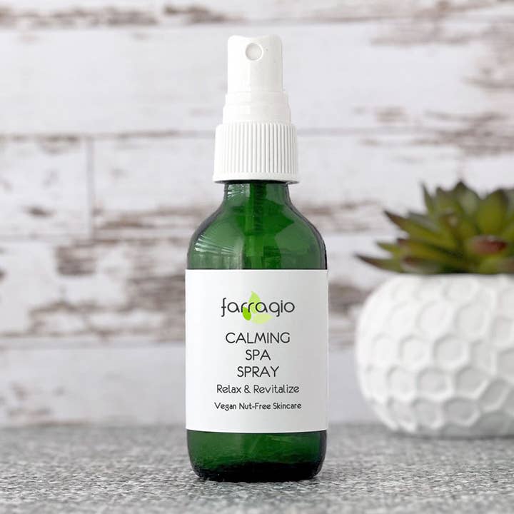 All-Natural Calming Spa Spray, 2 fl oz for wholesale by farragio