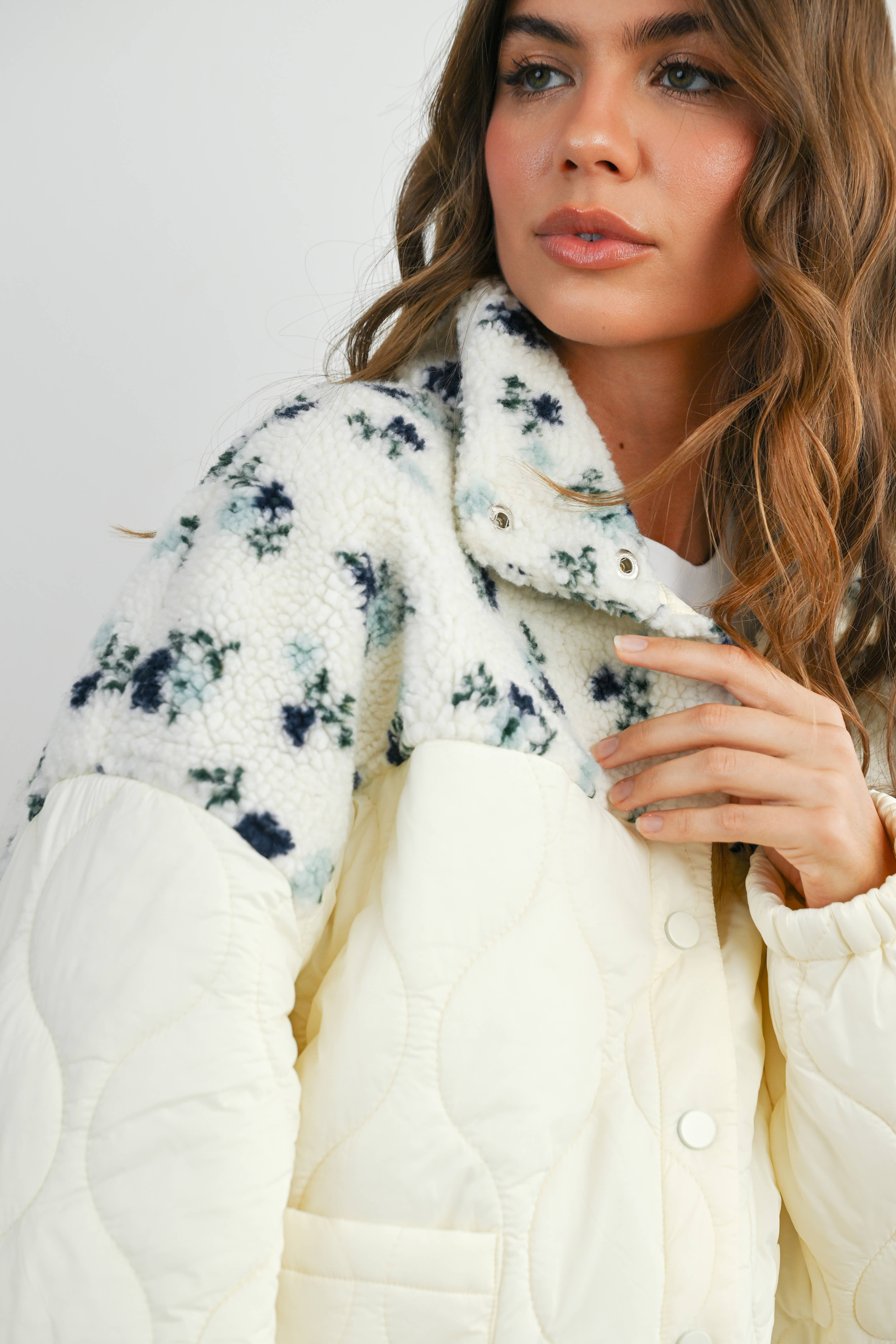 BUTTERMELON - Vente Veste – femme - Veste matelassée à manches longues à fleurs - BMJ78582