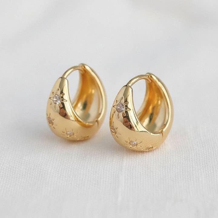 Ellemadera - Wholesale Huggie Earrings - Geometric Star Drop Earrings1