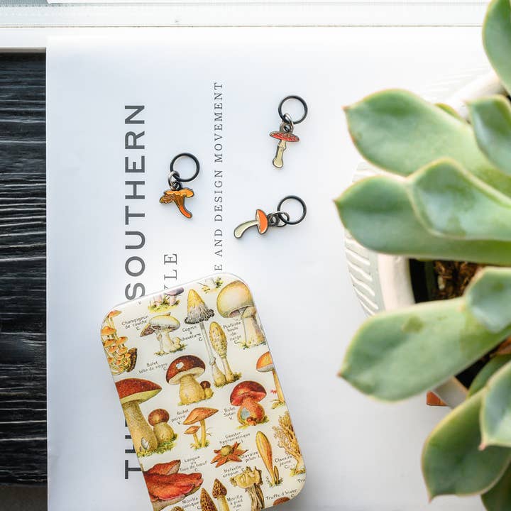 Firefly Notes - Wholesale Jewelry Box/Organizer - Mushroom Storage Tin3