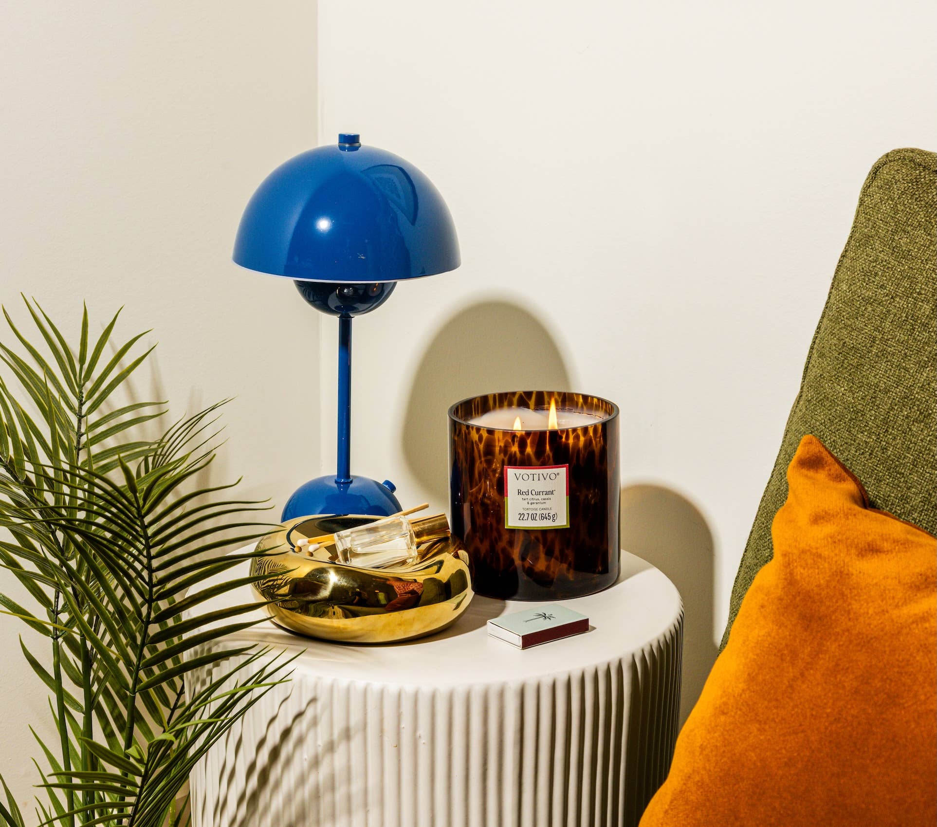 Votivo - Wholesale Jar/Filled Candle - Red Currant Tortoise Candle - Elegant Tortoiseshell Candle3