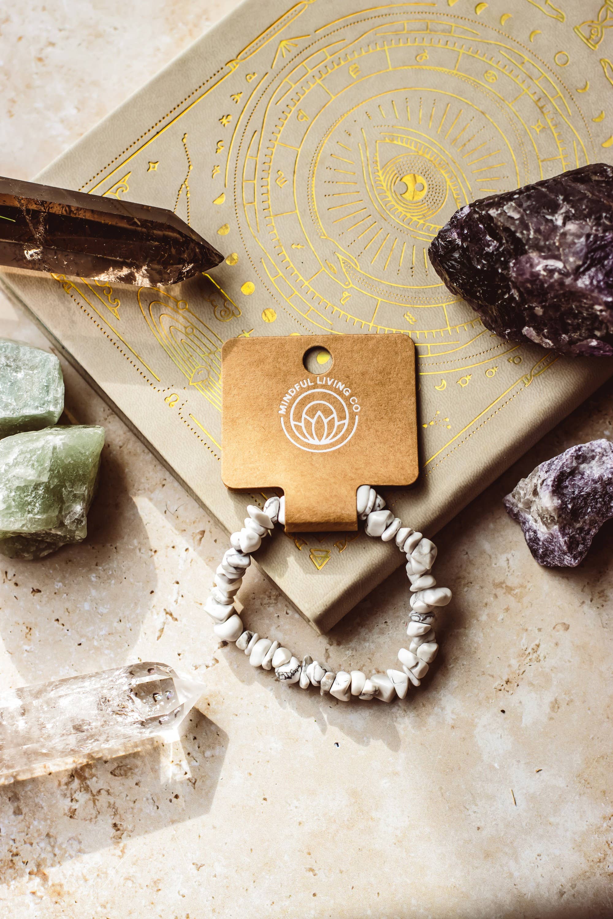 Mindful Living Co. – Großhandel Perlenarmband – Armband aus natürlichen Kristall-Edelstein-Chips | Kristallschmuck3