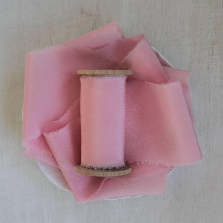 Cinta de crepé de China de seda púrpura iridiscente rasgada a mano para venta al por mayor de The Maple Den