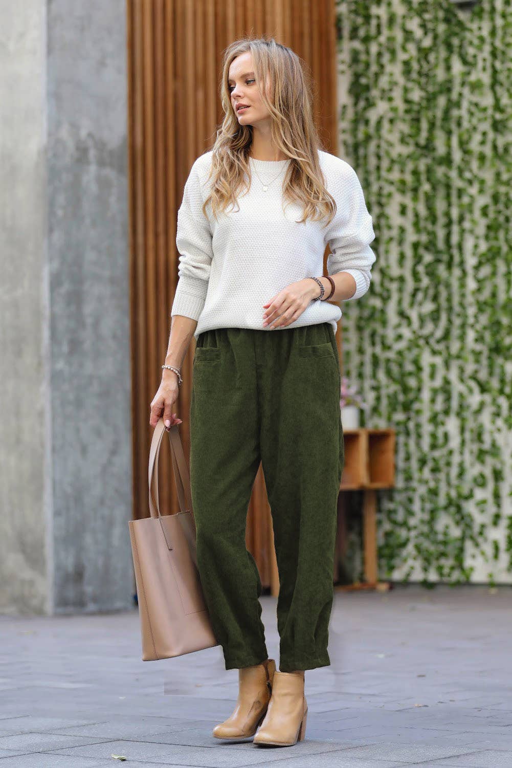 42POPS - Wholesale Pants - Women's - ,,,_.Corduroy Front pocket Baggy Pants3