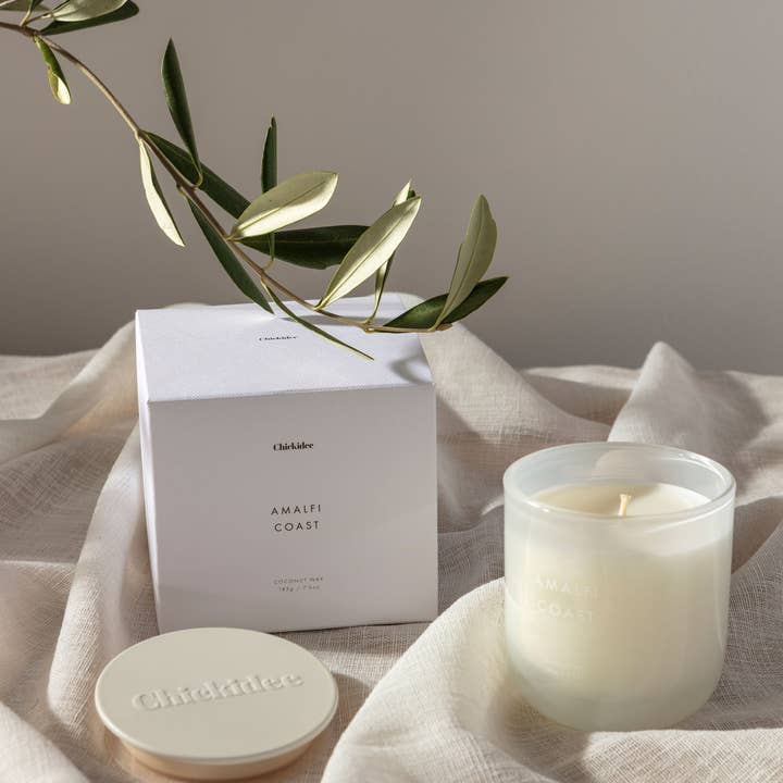 Amalfi-kysten Neutral Core Lys Lille for engroshandel hos Chickidee