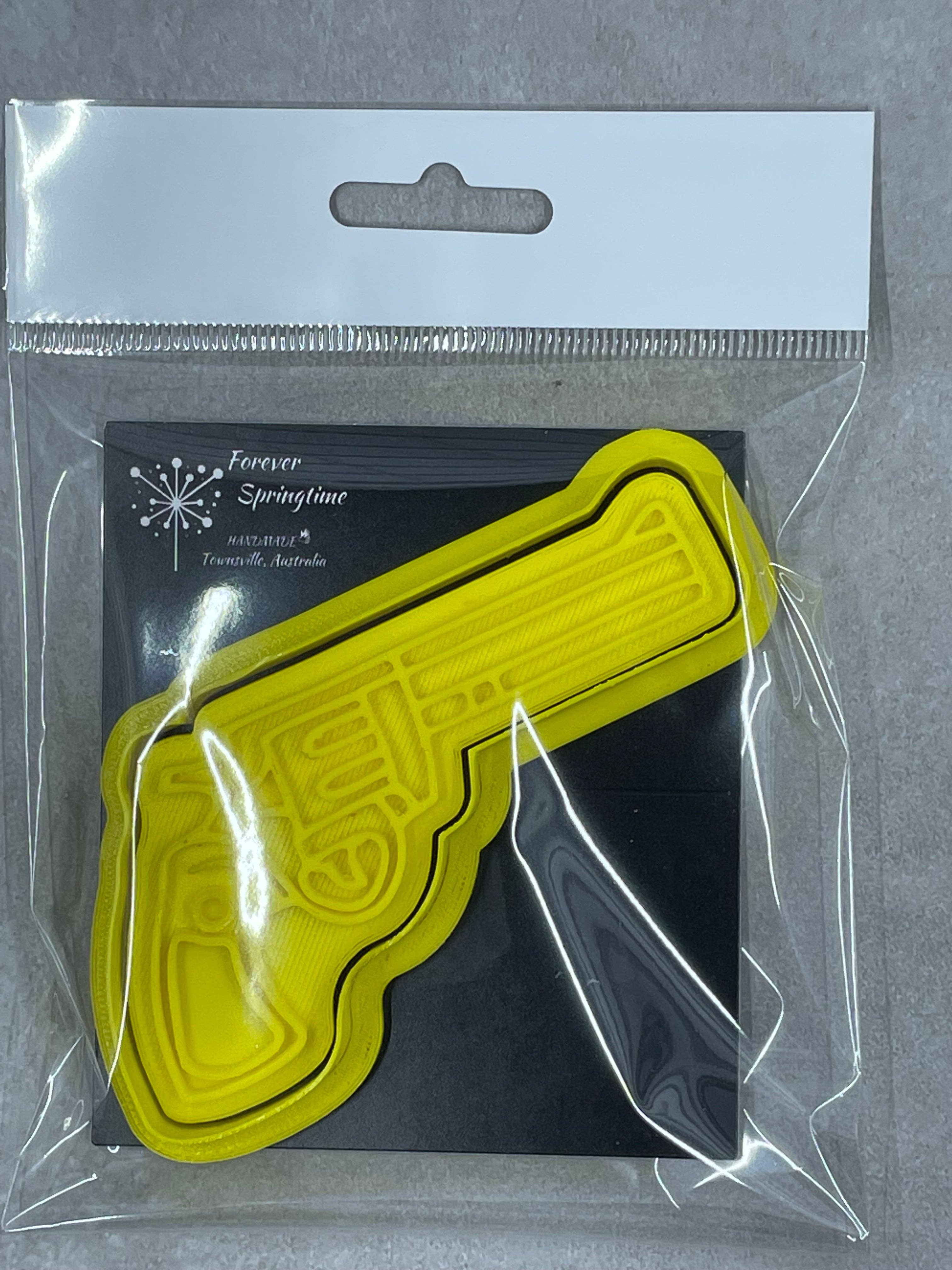 Forever Springtime - Wholesale Biscuit cutter - Country GUN Cookie Cutter and Embosser Stamp for Fondant / Polymer Clay / Clay / Plasticine0