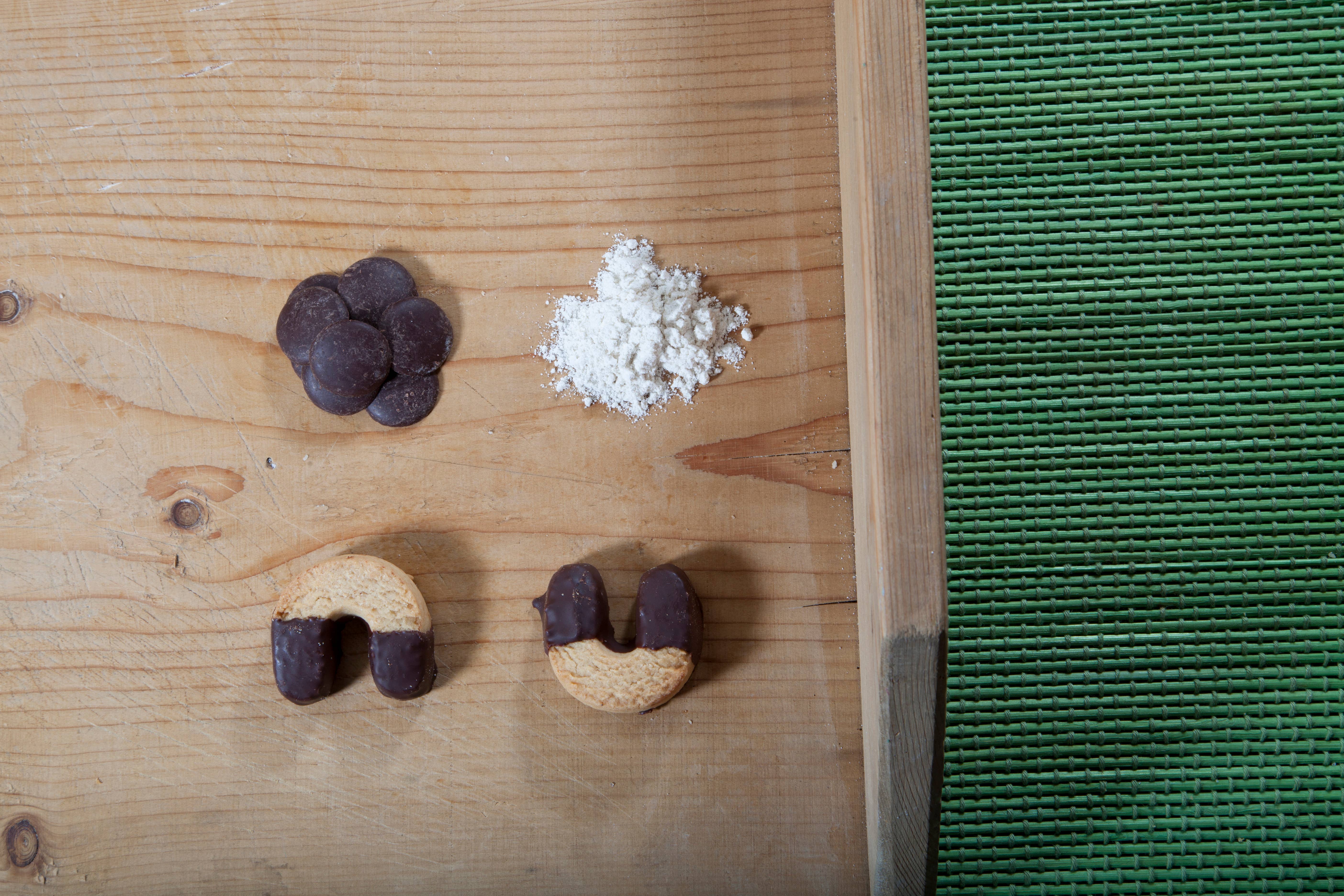 Le deliziose pasticceria sas Ti fa bene bio - Wholesale Cookie - Vegan and gluten-free organic horseshoes2