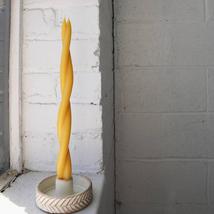 Slow Burn - Wholesale Tapered Candle/Candlestick - Beeswax Taper: Twin Flame (Single)2