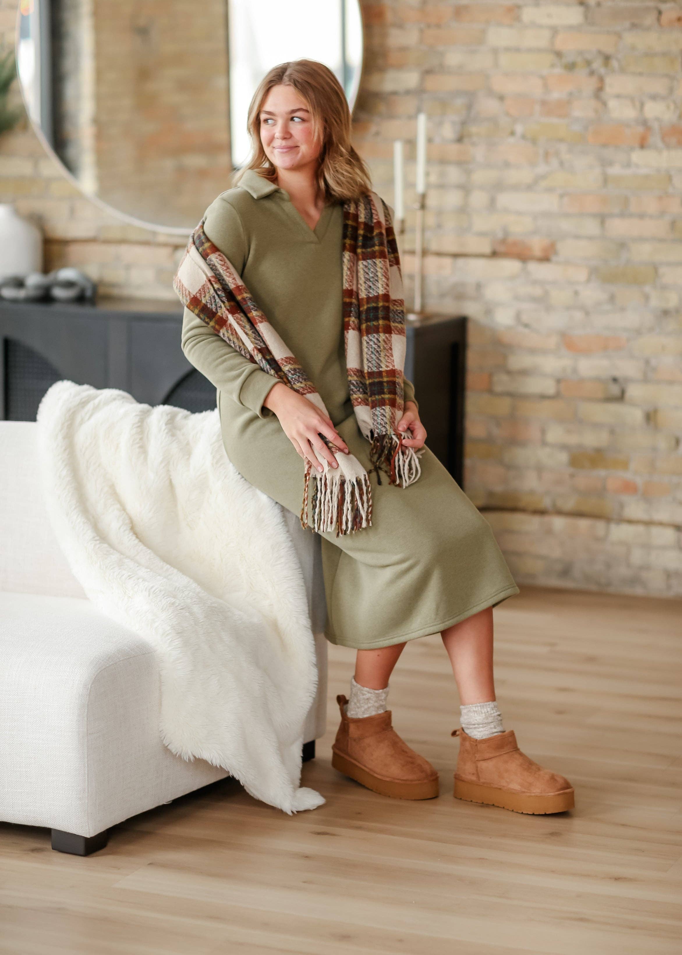 Inherit Clothing Company - Vendita all'ingrosso Vestito - Donna - Vestito Felpa Bexlie8