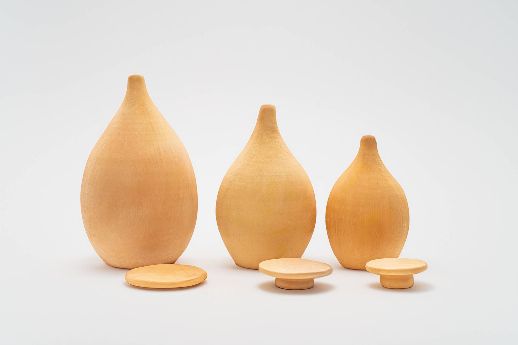 LUTOYA CREATIV - Wholesale Watering Can - Olla self watering pot - Lutoya Medium Original  - 35 cl5