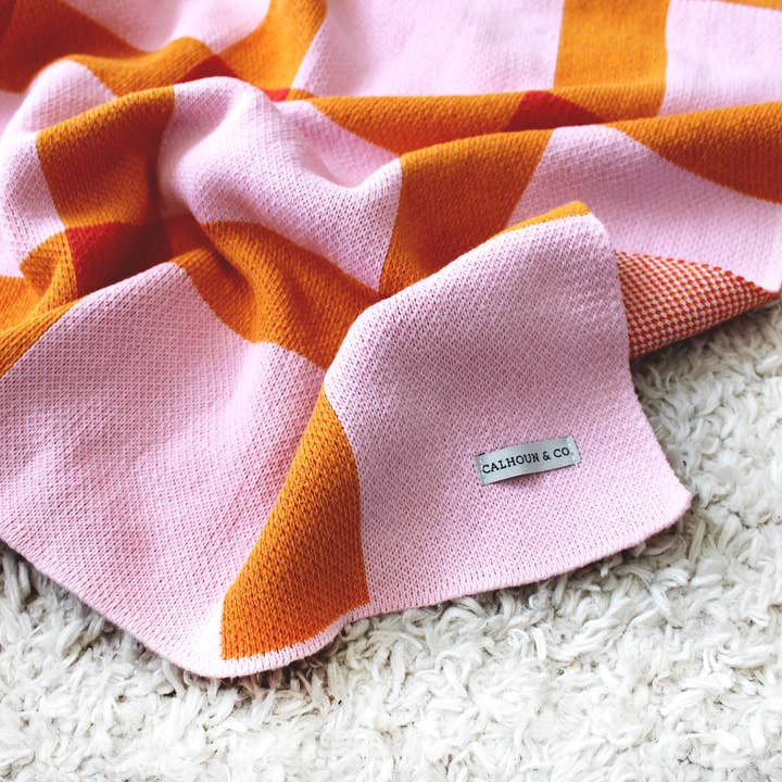 Calhoun & Co. – wholesale Prydnadsfilt – Gingham Stickad Filt3