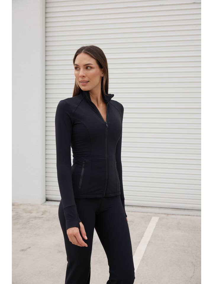 Noir Confort essentiel | Veste Pavement noire en vente sur Faire9