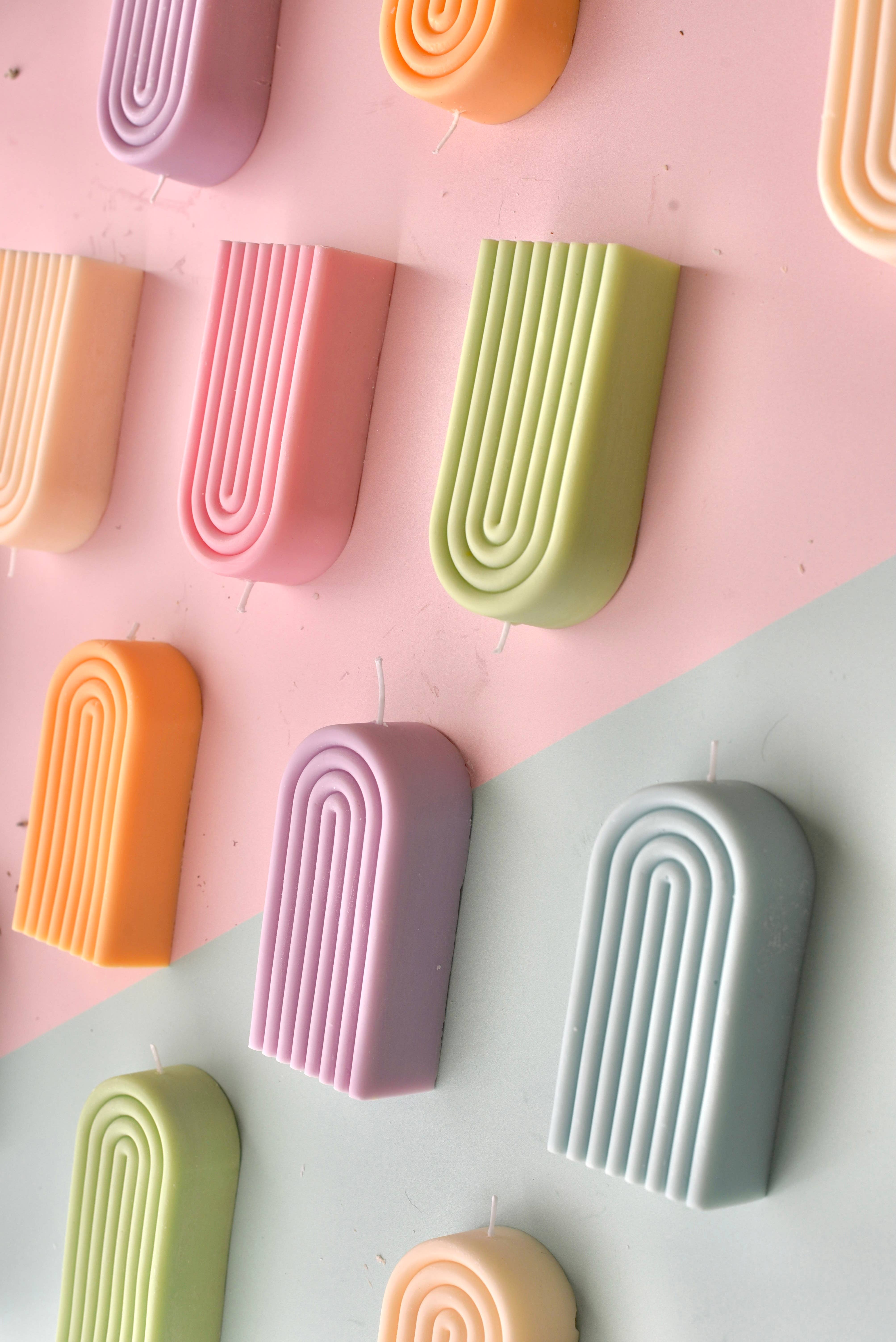 Noord Candles – wholesale Novelty candle – Arch Rainbow Vegan Candle - Handmade Soy Wax Home Decor5
