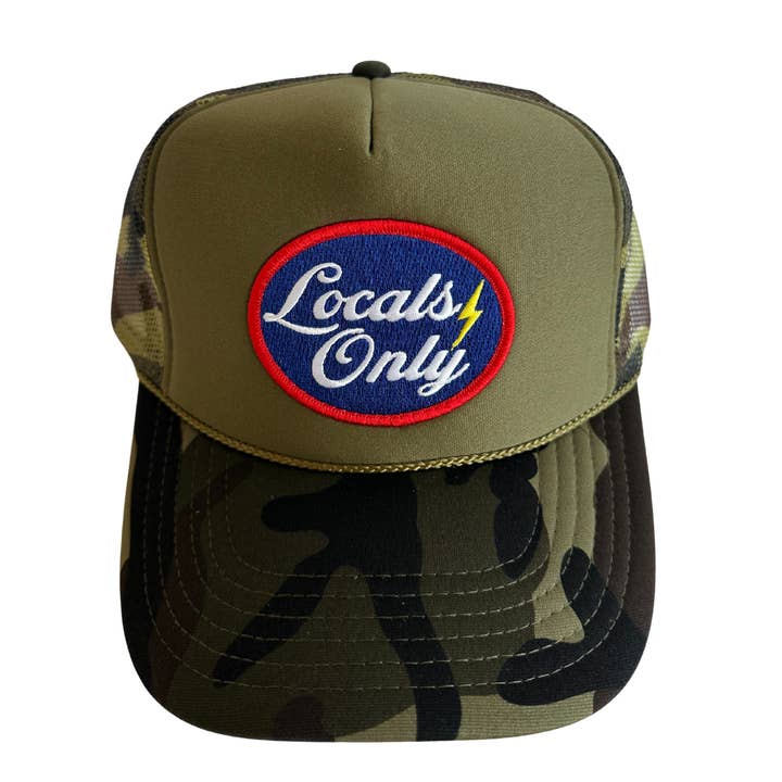 Alleen voor locals ovaal patch truckerpet voor wholesale door Local Beach