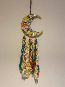 Moon wish catch for wholesale by La magie de mina