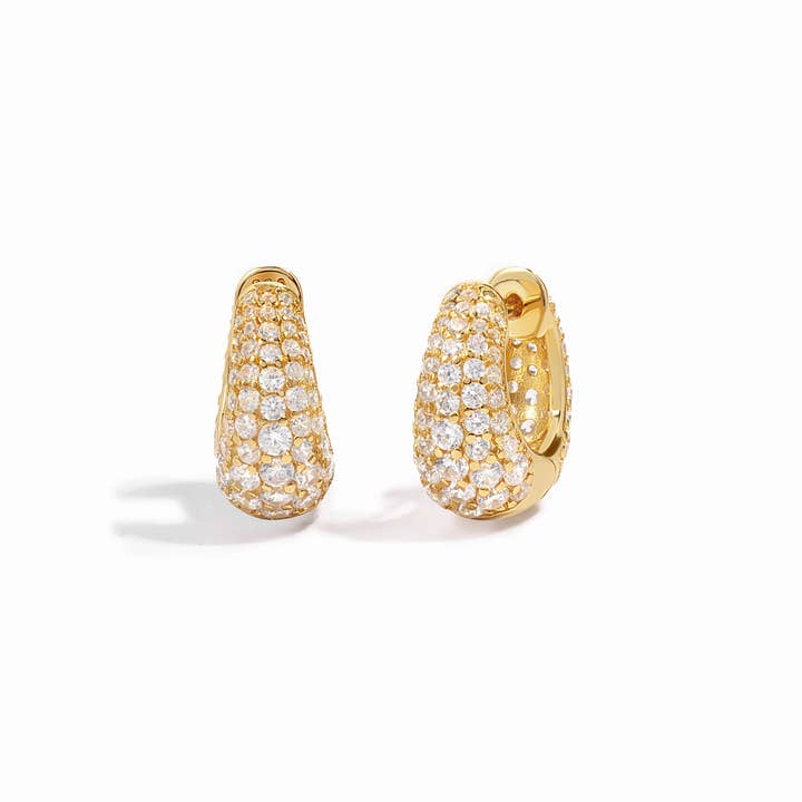 Kurvebelagte Øreringe for engroshandel hos Sami Jewels