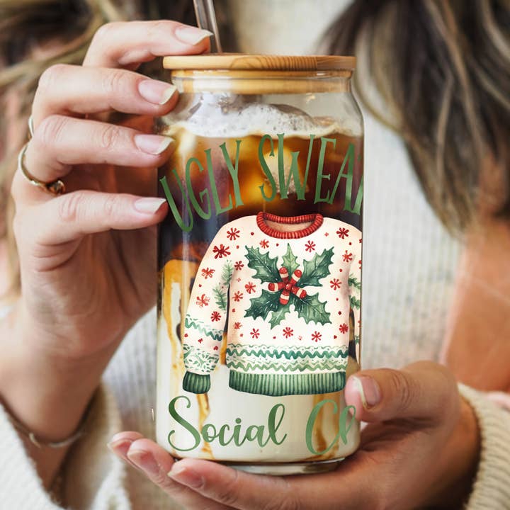 Lelijke Trui Sociale Club Beker Met Deksel En Rietje voor wholesale door CoRo & Company