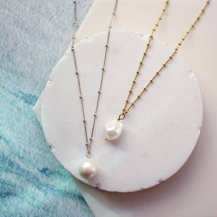 Akoya Pearl Pendant Necklace|Gold|Silver for wholesale by a.v. max