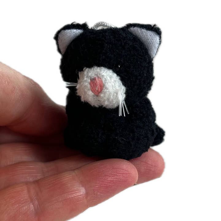 The Gifted Rat - Wholesale Stuffed/Plush Toy - Kids & Baby - Small Plush Kitty Cat (Black White) 0