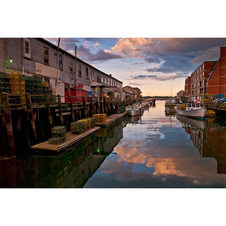 Photo d'art mural de ciel reflétant le port de Portland Maine pour la vente par Gotham Gifts
