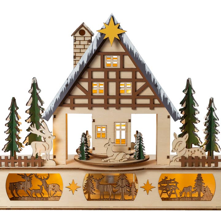 Waldhaus mit beweglichen Figuren und beleuchtetem Unterbau pour la vente par HGD