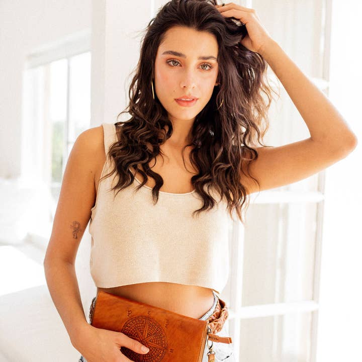 Hobo and Hatch - Wholesale Wallet - Women's - Wander Travel Wallet - Chestnut Antique