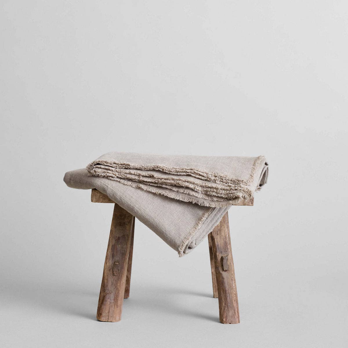 Bloomist - Vente Nappes - Nappe en lin à franges1