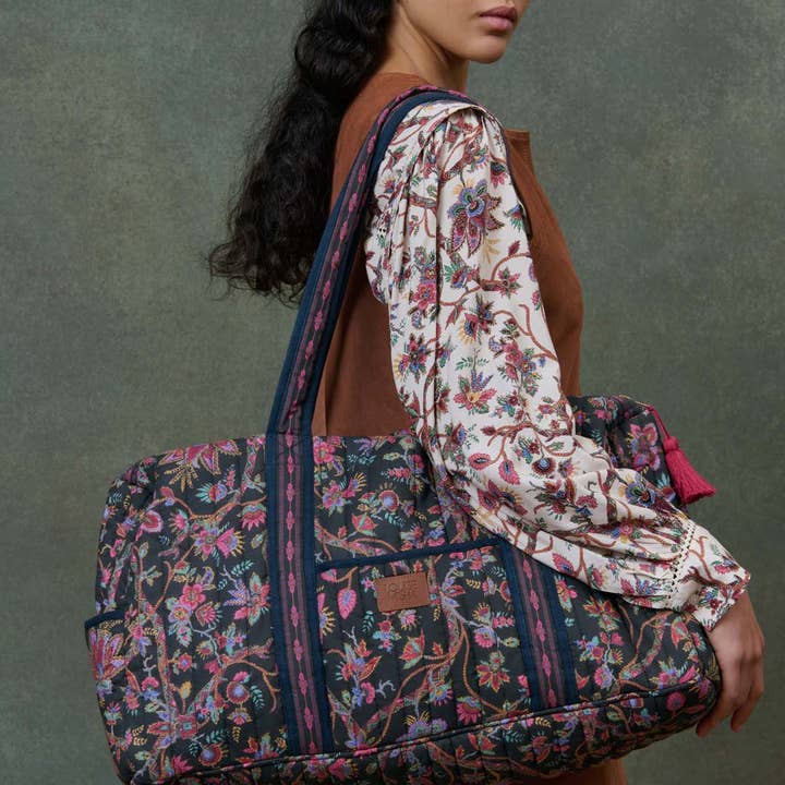 Bosquet de Jacinthes Noires 36H Bilbao Bag for wholesale on Faire1