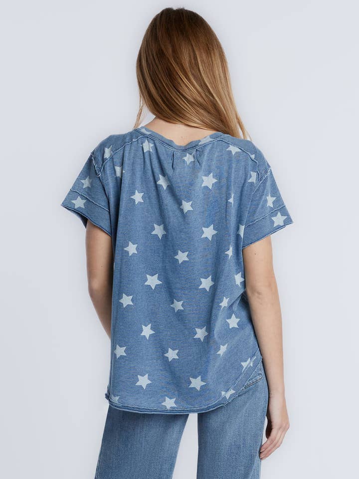 T-shirt Grande Super-Macia com Estampa de Estrelas para Mulher por atacado de Billy T