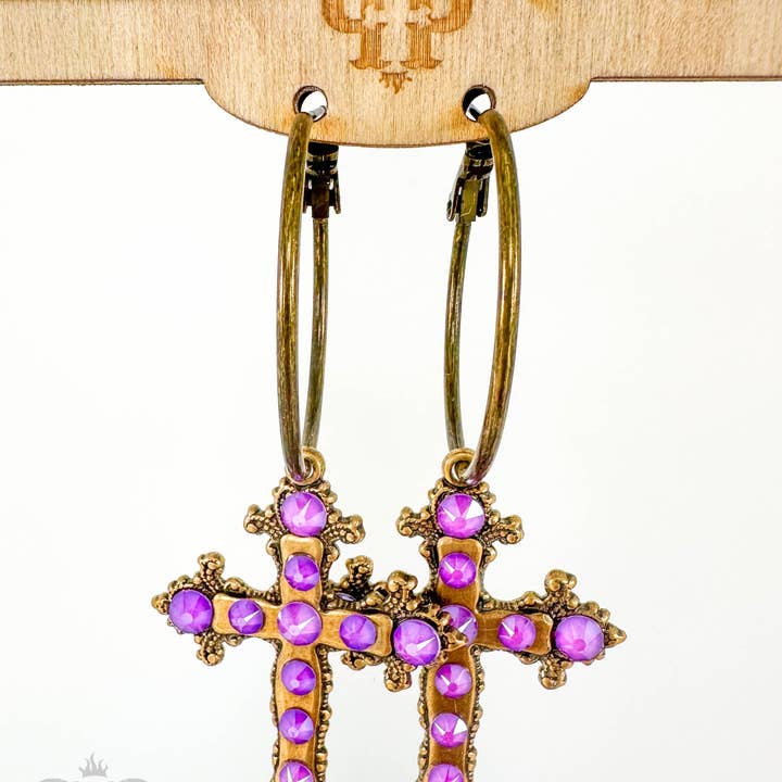 Snyggt korsörhänge med österrikiska kristaller för wholesale av Pink Panache Brands