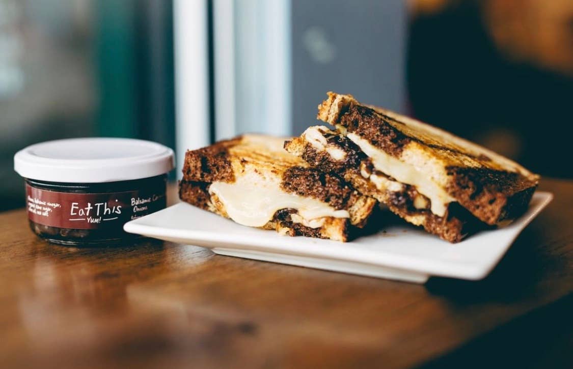 Eat This Yum – Großhandel Konserven – Karamellisierte Zwiebeln mit Balsamico9