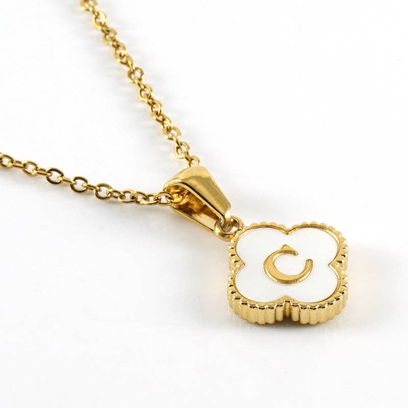 Mio Queena - Wholesale Pendant/Charm Necklace - Clover Shell Initial Charm 18K Golden S.Steel Necklace - FGS2